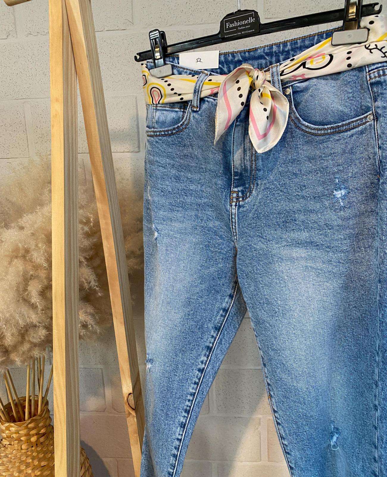 Ongeautoriseerd Bewonderenswaardig Net zo Jeans met sjaaltje - blue | Fashionelle | Shop nu!